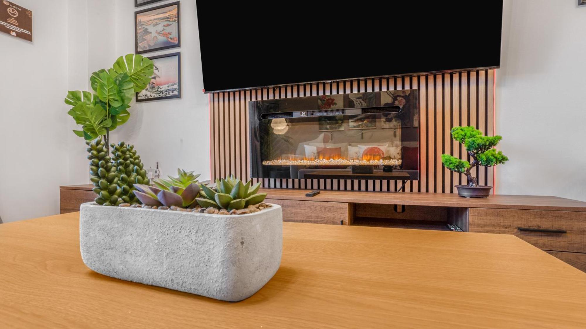 Japanese Suite 2Bed 2Bath, Free Park, Netfix, 75 Inch Tv, Games - City Centre- Maihom Birmingham Kültér fotó